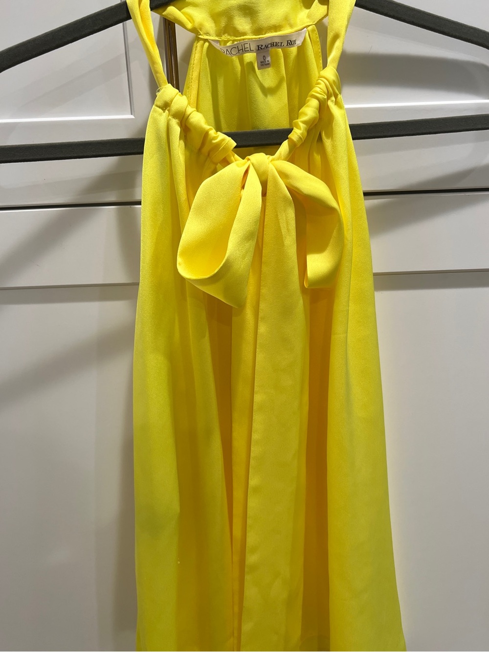 RACHEL Rachel Roy Womens Satin Tie Neck Sleeveless Adjustable Blouse Yellow Sz 0